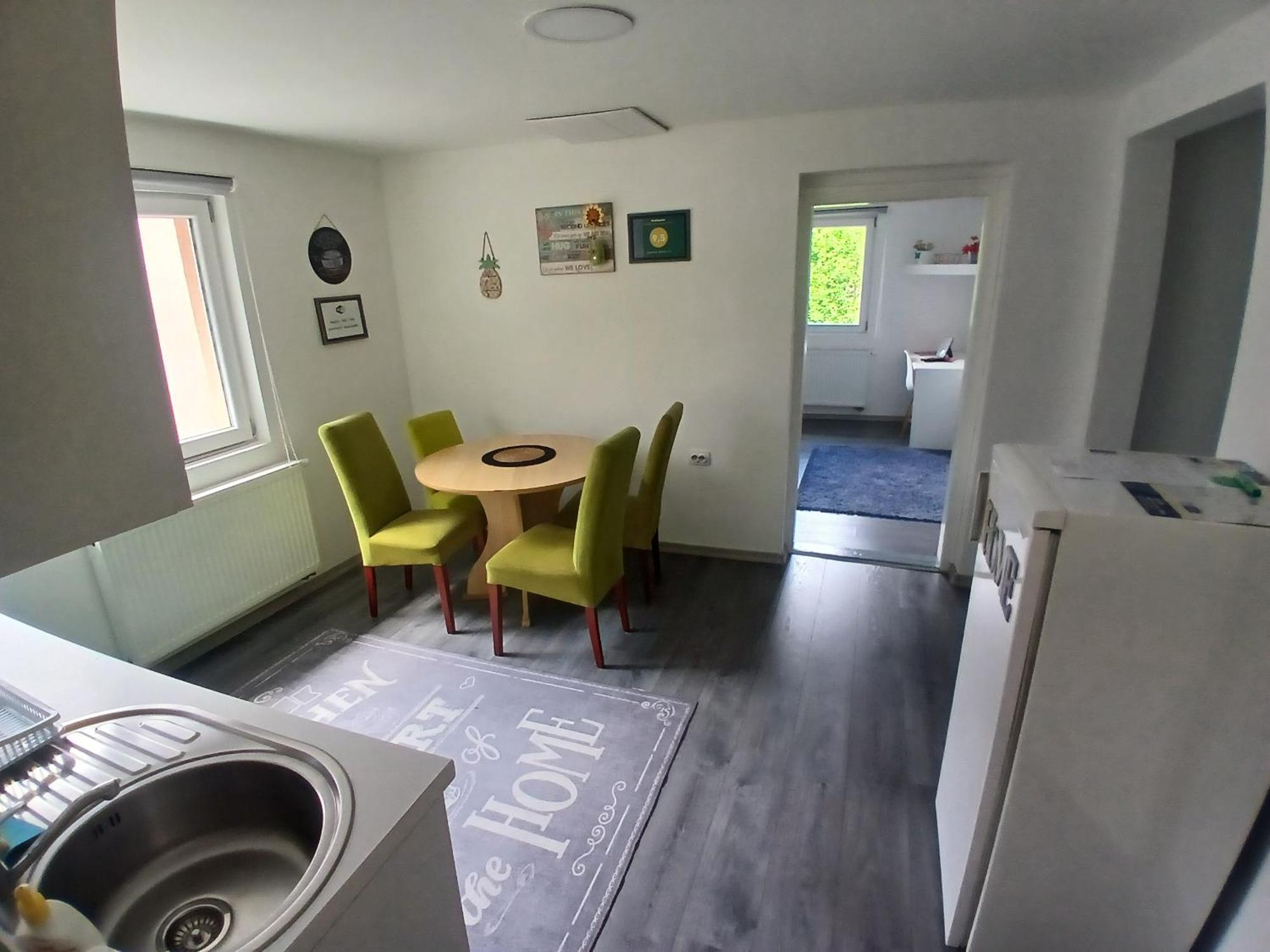 Apartman Mahala One SJJ Eksteriør billede